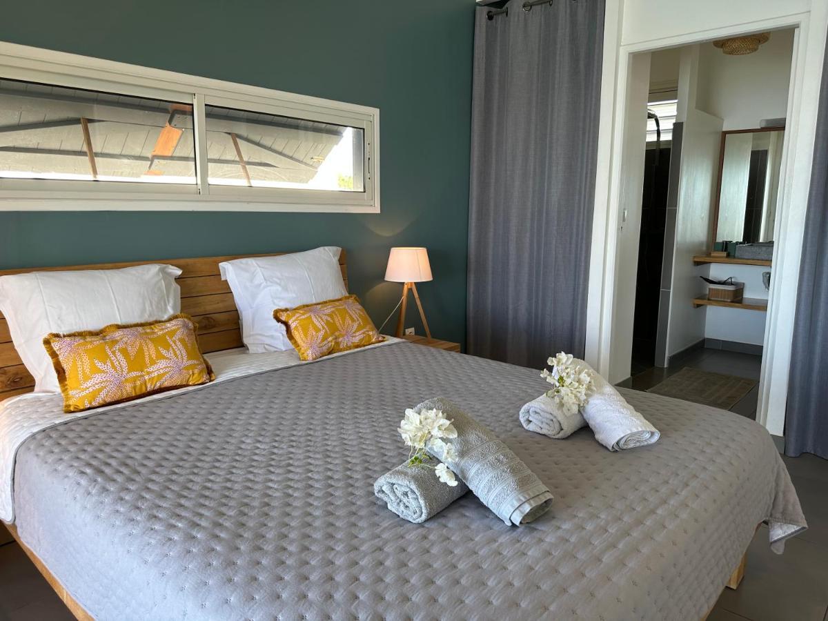 East Keys - Lucy'S Bay Villa Hyacinthe ภายนอก รูปภาพ