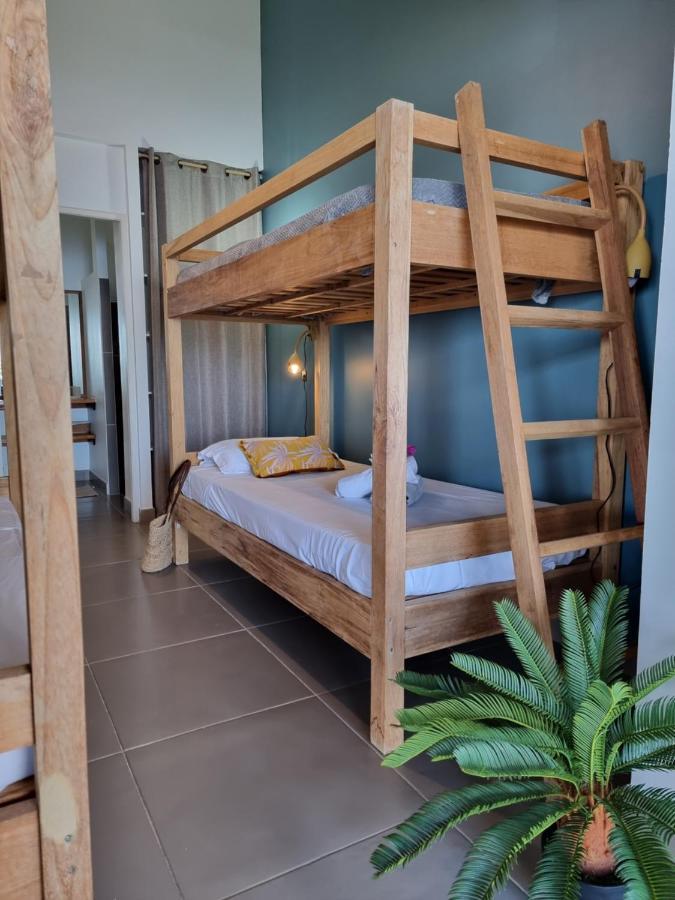 East Keys - Lucy'S Bay Villa Hyacinthe ภายนอก รูปภาพ